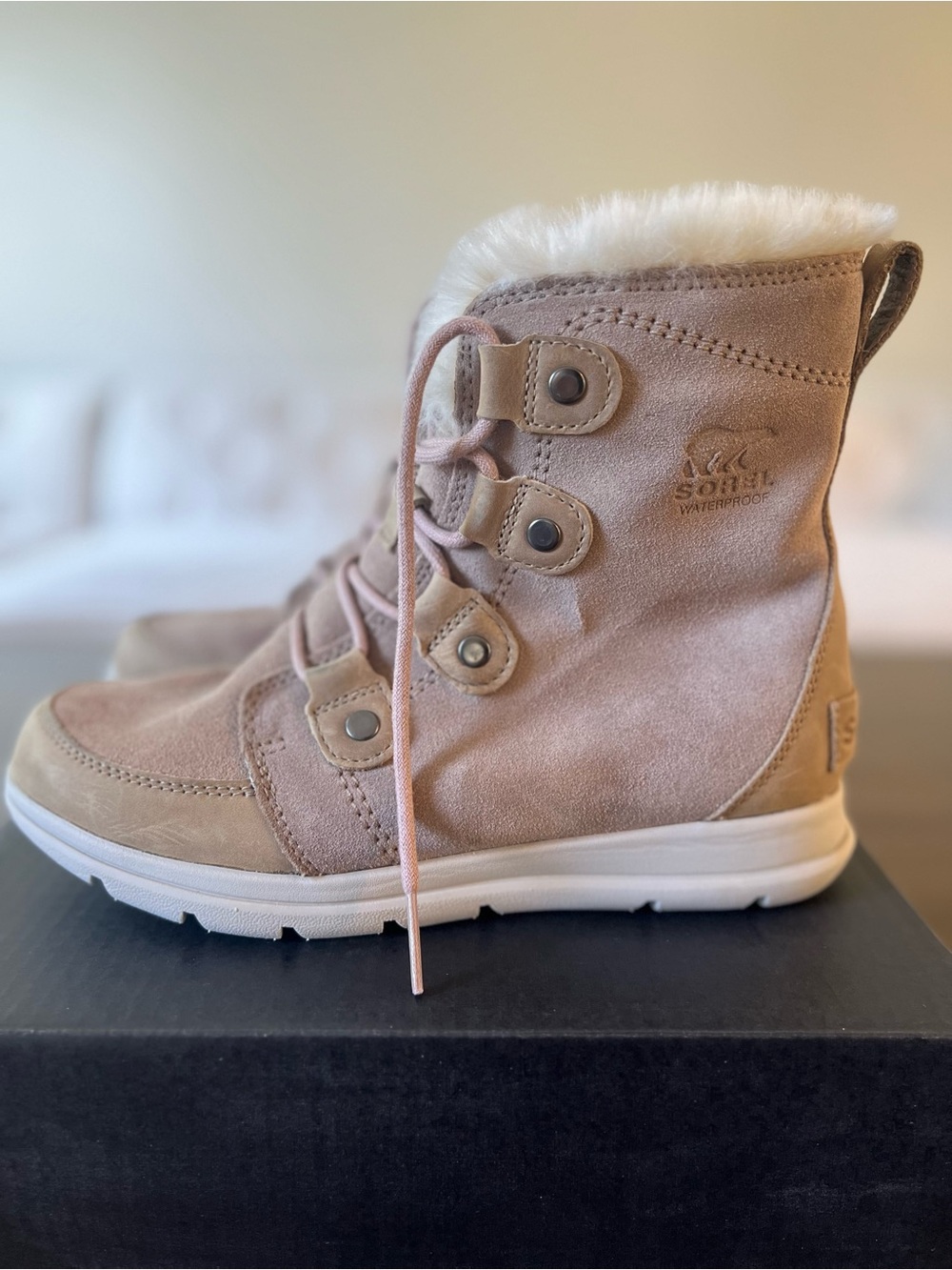 SOREL Joan Explorer Waterproof Insulated Cold Weather Winter Snow Boots - Picture 6 of 13